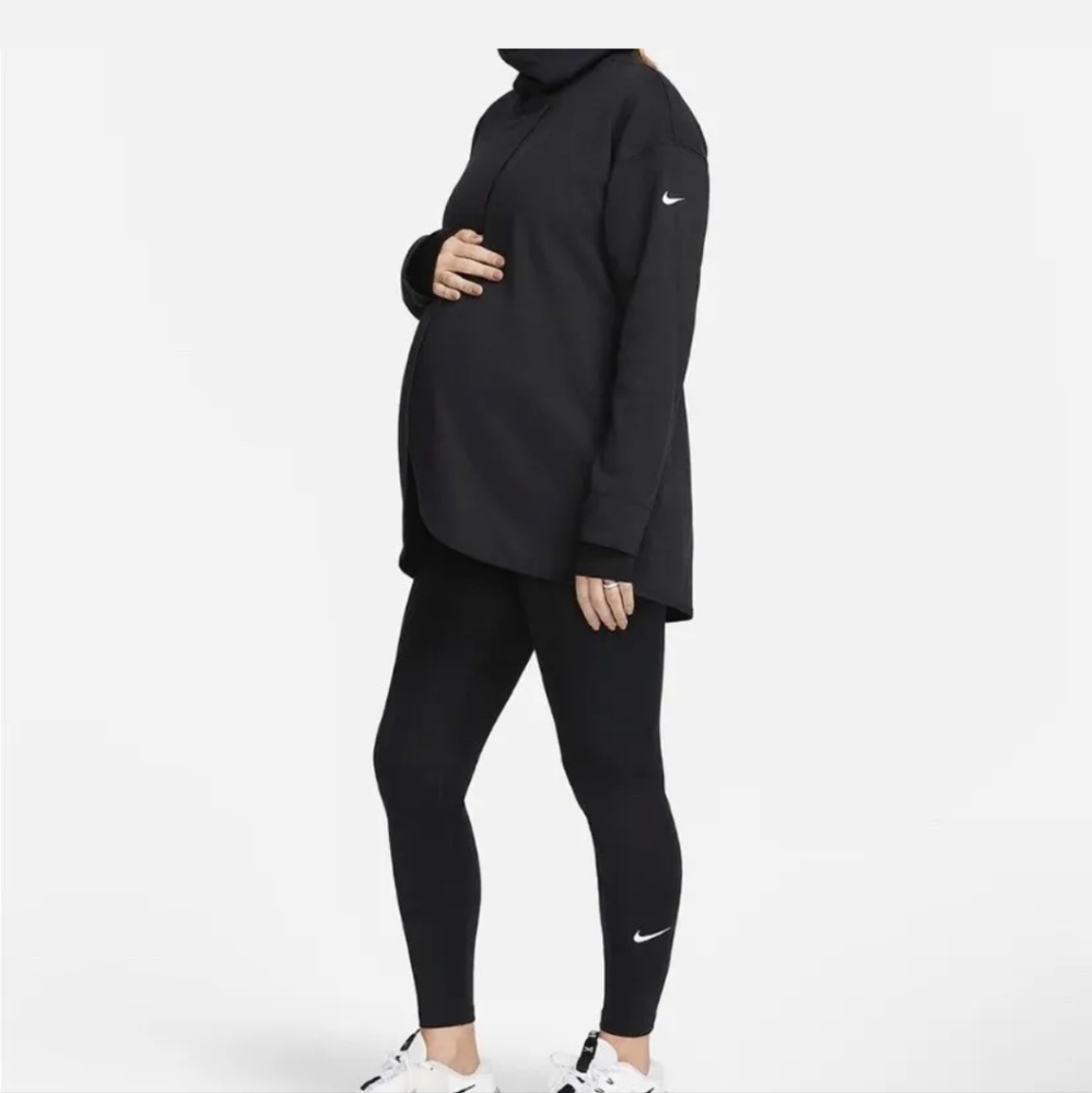 Nike Pullover - image 1